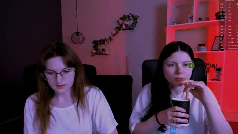 foxy_tease_ online show from March 29, 2026, 7:25 pm