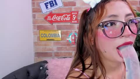 Miss Vilma online show from April 21, 2026, 6:12 pm