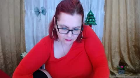 Snapshot of foxydesiree chatting on January 14, 2026, 10:14 pm foxydesiree online show from January 14, 2026, 10:14 pm