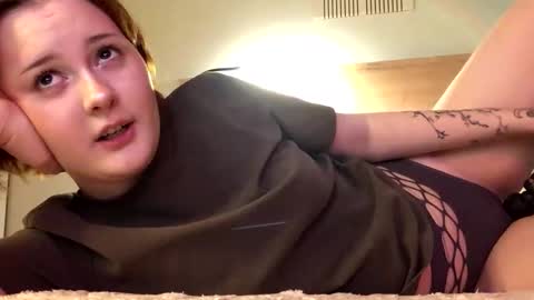 Snapshot of foxydollkate chatting on May 3, 2026, 12:44 pm Kate online show from May 3, 2026, 12:44 pm