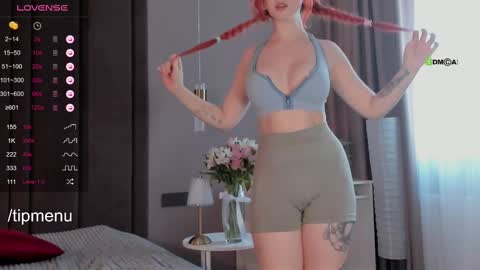 foxylovesyou online show from February 21, 2025, 9:13 am