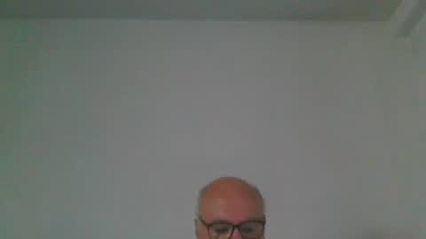 Snapshot of fra94 chatting on July 6, 2026, 12:46 pm fra94 online show from July 6, 2026, 12:46 pm