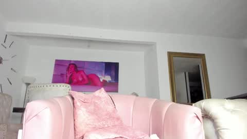 IM FRAIDER online show from February 5, 2025, 11:39 pm