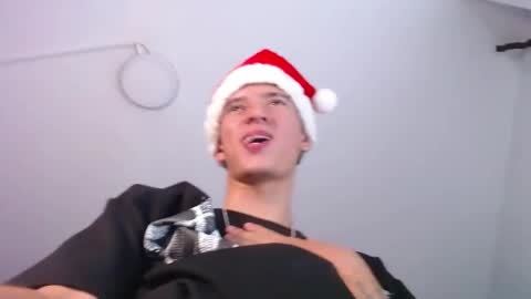 Fran online show from December 8, 2024, 2:18 am