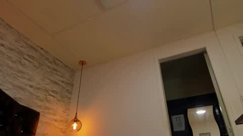          online show from February 12, 2026, 3:12 am