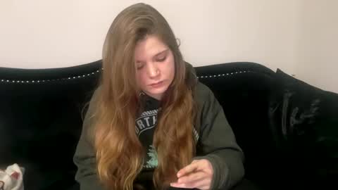 francescafey online show from January 17, 2025, 7:19 am