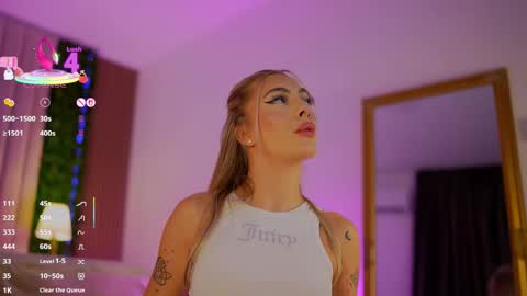 Franci online show from September 20, 2025, 4:52 pm