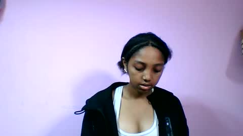 francia333068 online show from June 6, 2026, 5:28 pm