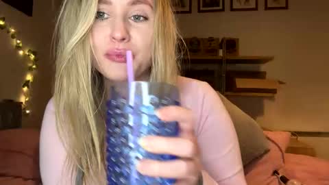 Francis Digby online show from January 26, 2025, 12:26 am