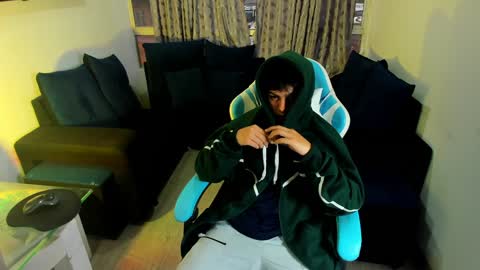 frank online show from January 11, 2025, 10:40 pm