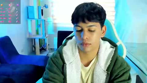 frank online show from October 2, 2025, 9:44 pm