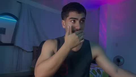 Snapshot of francobanderas1 chatting on March 13, 2026, 9:43 pm FRANCO online show from March 13, 2026, 9:43 pm