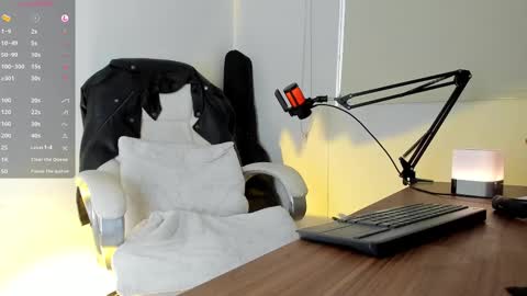 Francum online show from March 1, 2025, 10:42 pm