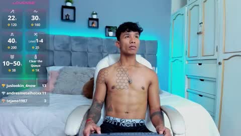 frank98_ online show from September 16, 2025, 7:04 pm