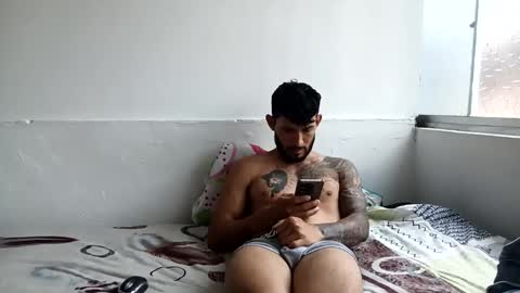 frankdanielsmolano online show from April 17, 2026, 7:17 pm