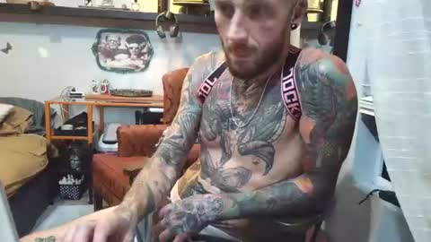 Snapshot of frankiedray chatting on June 29, 2026, 8:09 am Frankie DRay LikeFollowShareBuild online show from June 29, 2026, 8:09 am