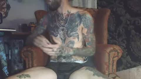 Snapshot of frankiedray chatting on July 1, 2026, 7:43 am Frankie DRay LikeFollowShareBuild online show from July 1, 2026, 7:43 am