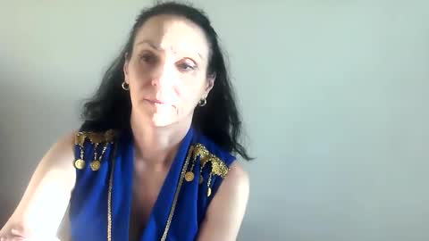 frankieteasing online show from January 15, 2025, 1:31 pm