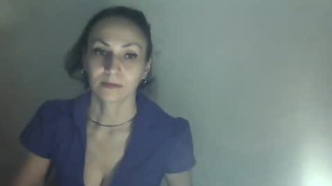 frankieteasing online show from November 28, 2025, 1:30 am