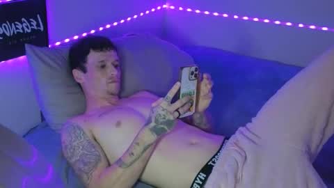 Snapshot of frankoafterdark chatting on September 11, 2025, 2:22 am Franco online show from September 11, 2025, 2:22 am