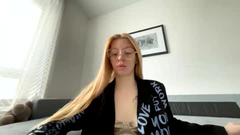 franny_fresh online show from February 28, 2026, 8:26 am
