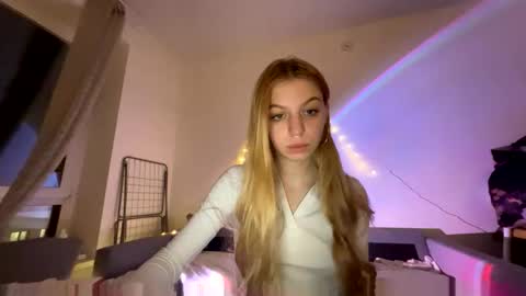 franny_fresh online show from March 10, 2026, 5:18 pm