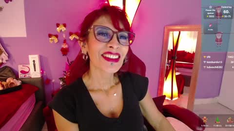 Snapshot of fransheskarossi chatting on December 15, 2024, 4:04 pm Fransheska online show from December 15, 2024, 4:04 pm