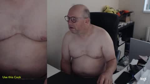Snapshot of fransje_ chatting on June 8, 2026, 3:51 am Fransje online show from June 8, 2026, 3:51 am