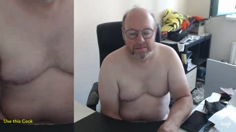 Snapshot of fransje_ chatting on July 19, 2026, 7:01 am Fransje online show from July 19, 2026, 7:01 am