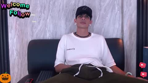 Snapshot of franvill_trato chatting on October 24, 2025, 8:05 pm Franvill trato online show from October 24, 2025, 8:05 pm