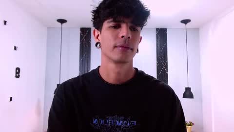 Snapshot of franvill_trato chatting on October 28, 2025, 7:16 pm Franvill trato online show from October 28, 2025, 7:16 pm