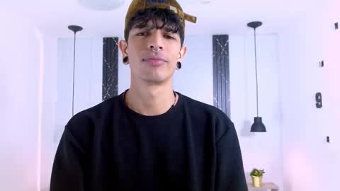 Snapshot of franvill_trato chatting on November 2, 2025, 3:58 pm Franvill trato online show from November 2, 2025, 3:58 pm