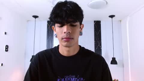 Snapshot of franvill_trato chatting on November 13, 2025, 5:56 pm Franvill trato online show from November 13, 2025, 5:56 pm