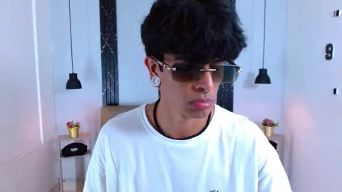 Snapshot of franvill_trato chatting on November 21, 2025, 7:56 pm Franvill trato online show from November 21, 2025, 7:56 pm