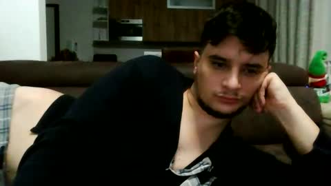 fraromeo2 online show from December 17, 2025, 7:36 am