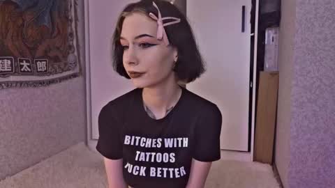 mistress Bastet and  mintcola online show from October 21, 2025, 9:15 pm