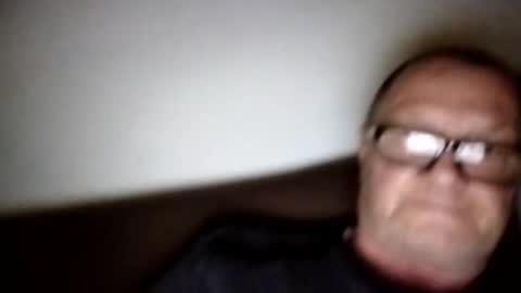 Wolfi online show from September 15, 2025, 7:41 am