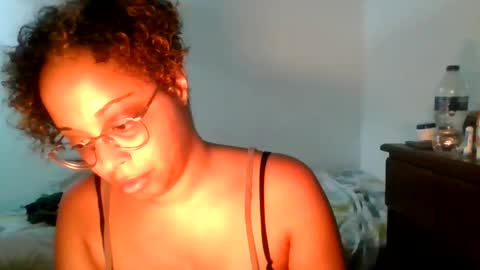 Snapshot of freakjawn1992 chatting on May 17, 2026, 2:20 am FreakJawn online show from May 17, 2026, 2:20 am