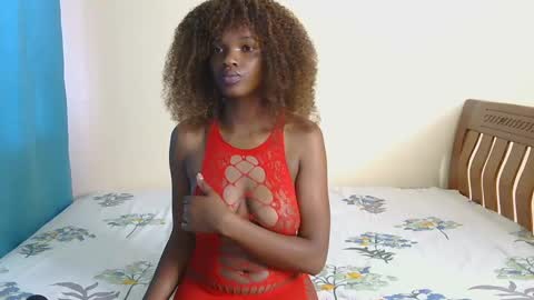 Nessa-Independent model online show from February 21, 2025, 2:48 pm