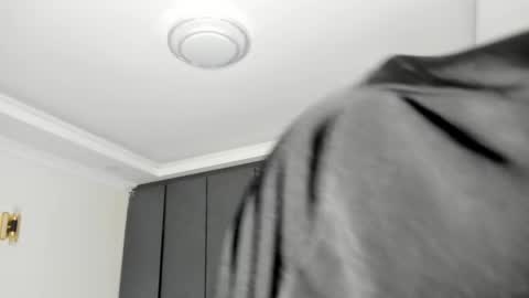 Kandy online show from April 14, 2026, 7:20 pm