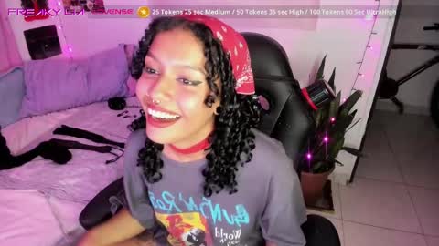 Lia Gomez online show from February 26, 2025, 2:26 am