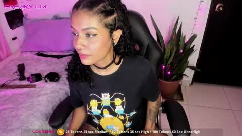 Lia Gomez online show from March 7, 2025, 2:04 am