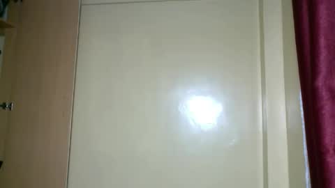 Snapshot of freaky_lyne chatting on April 18, 2026, 8:18 am Lyne online show from April 18, 2026, 8:18 am