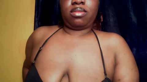 Snapshot of freaky_slut5 chatting on May 21, 2026, 4:30 am freaky slut5 online show from May 21, 2026, 4:30 am