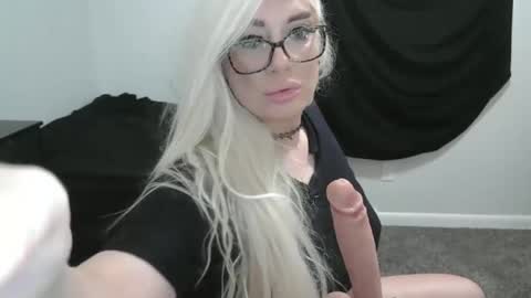 Freaky Barbi online show from October 8, 2025, 3:53 pm