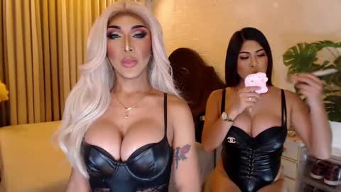 Snapshot of freakymariaxxxx chatting on January 27, 2025, 4:30 am Maria online show from January 27, 2025, 4:30 am