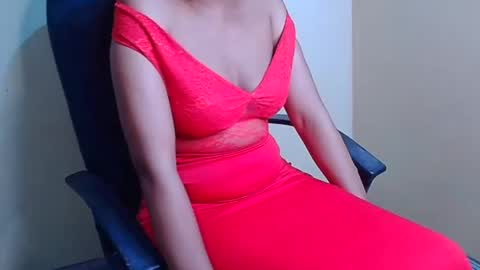 Snapshot of freakytinyslut chatting on June 24, 2026, 11:42 am Lavinia online show from June 24, 2026, 11:42 am