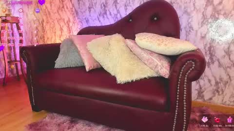 Snapshot of frecklesofcolors_ chatting on March 4, 2025, 6:26 am - IG AnicolorsLive X AnicolorsLive - online show from March 4, 2025, 6:26 am