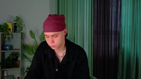 Fred online show from April 18, 2026, 11:36 am