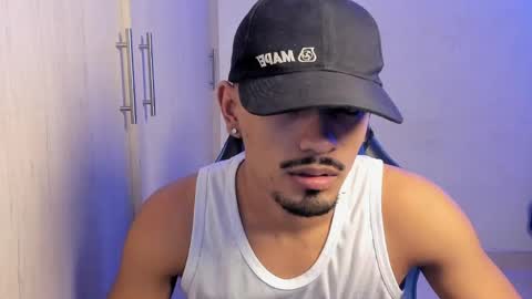 valeria online show from April 19, 2026, 10:56 pm